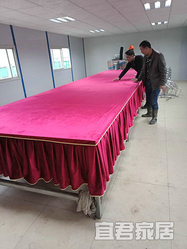 翘楚唐工程项目会议台布