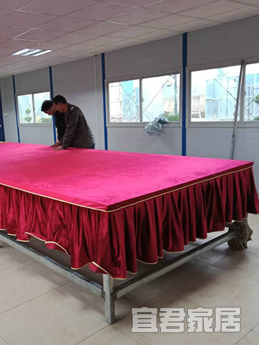 翘楚唐工程项目会议台布