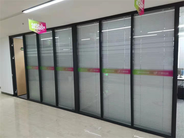 湖南芒果经视台办公室百叶帘 湖南芒果经视台办公室百叶帘