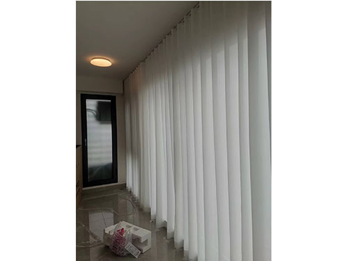 龙湖日盛奕境客厅阳台