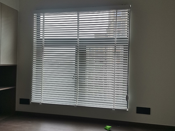 中建钰和城8栋书房木百叶