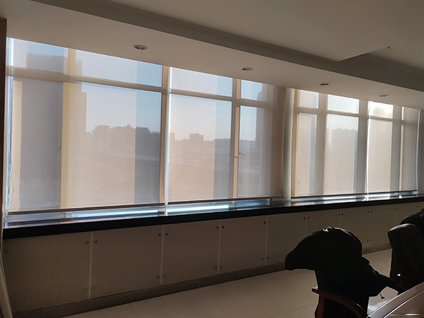 5楼会议室卷帘24-11-30