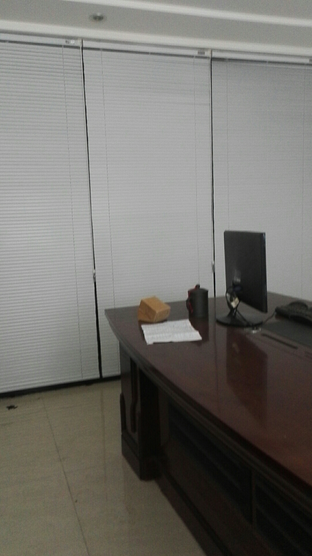 宜君家居百叶帘,宜君家居电动窗帘,宜君家居台布、椅套,湖南宜君家居有限公司