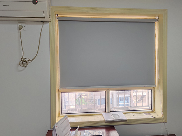 窗帘定制,窗帘加工业务,纱窗定制,纱窗维护维修业务,宜君家居百叶帘,宜君家居电动窗帘,宜君家居台布、椅套,湖南宜君家居有限公司